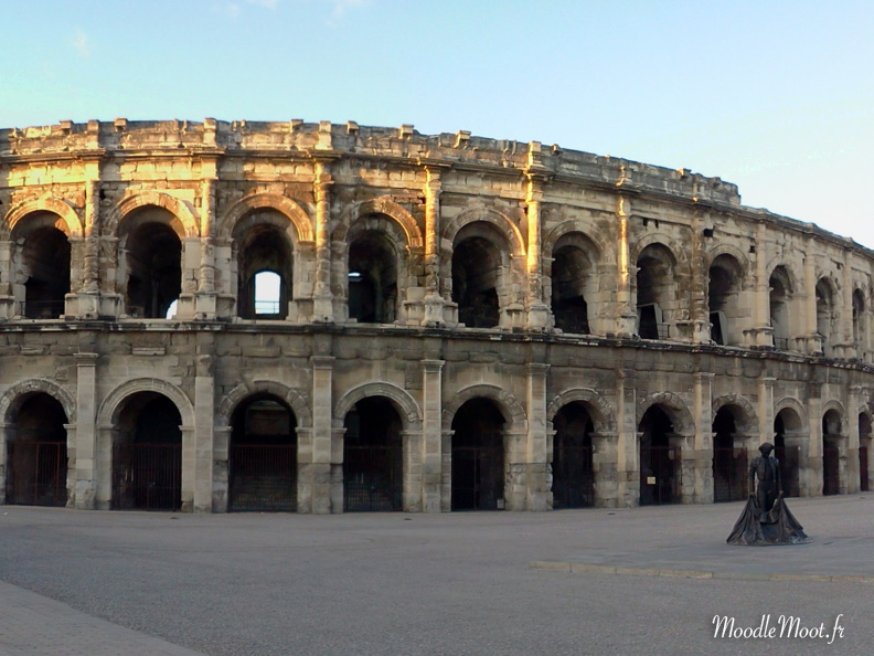 nimes arenes panorama