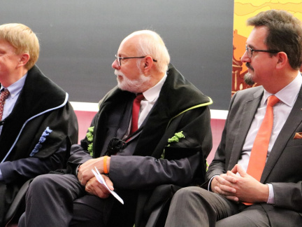 Honoris Causa (29)