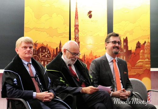 Honoris Causa (40)