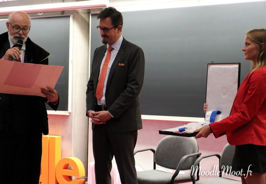 Honoris Causa (63)