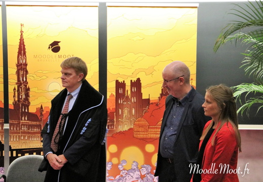 Honoris Causa (68)