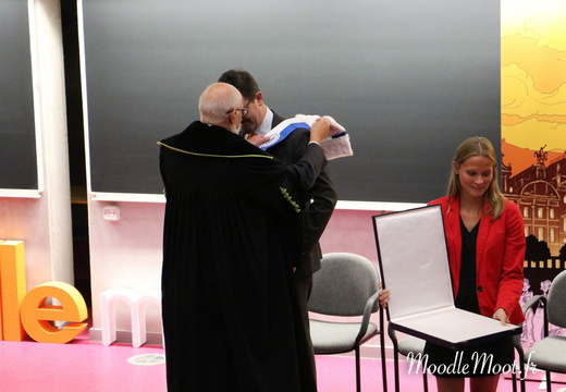 Honoris Causa (73)