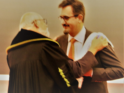 Honoris Causa (74)