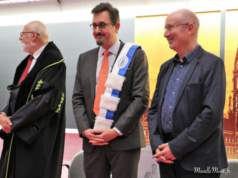 Honoris Causa (113)