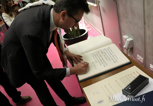 Honoris Causa (129)