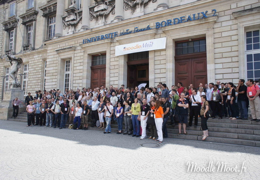 moodlemoot2013 9090848707 A l heure